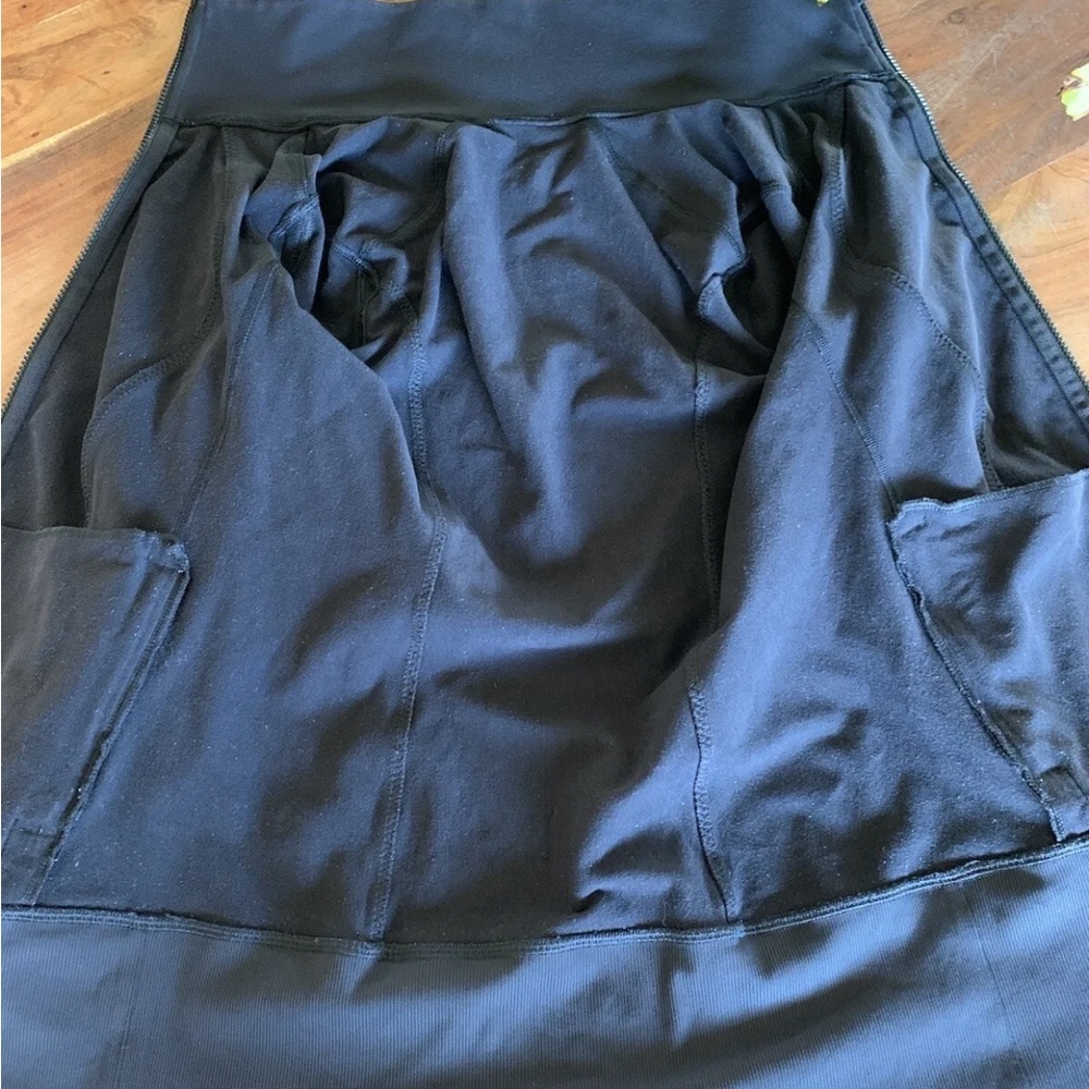 Lululemon Black Full Zip Jacket Women’s Size 6 athletic yoga running active - Picture 14 of 14